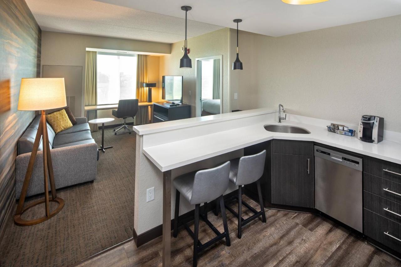 Residence Inn By Marriott Toronto Mississauga West Buitenkant foto